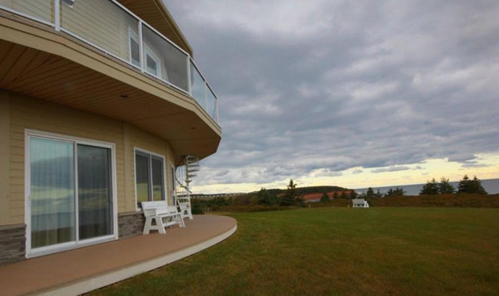 Around The Sea - Cana Da'S Rotating House, Suites & Tours North Rustico Exterior foto